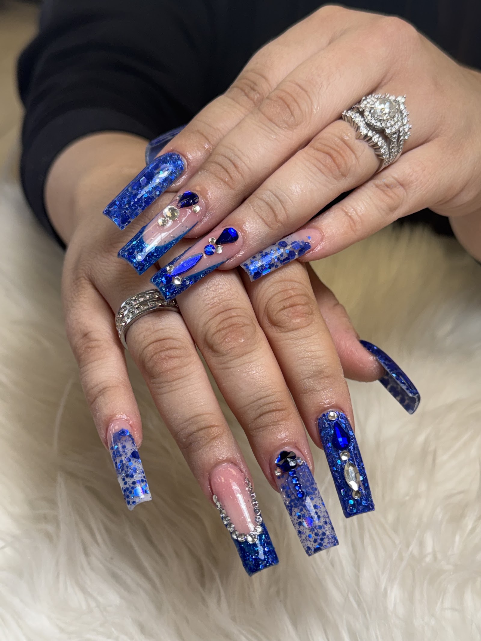 Fabulous Nails & Spa nail photo 3